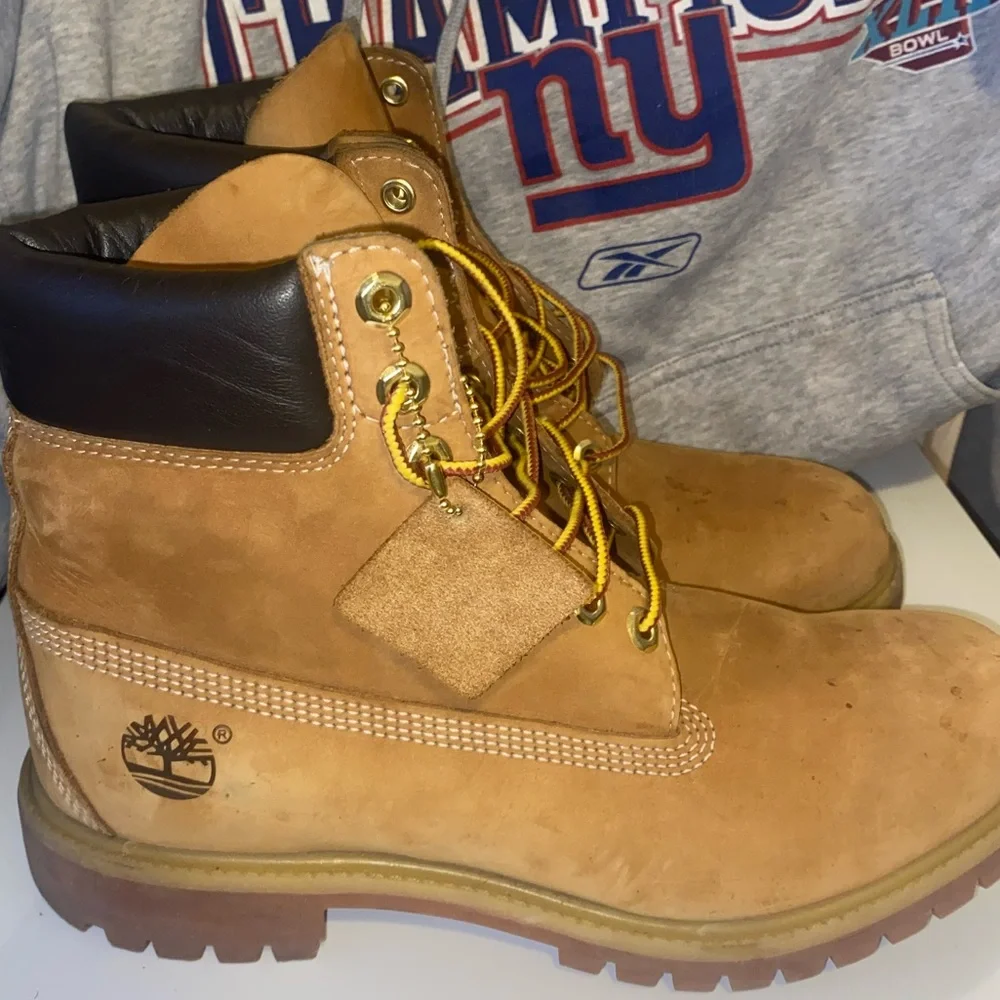 Timberlands - Picture 2 of 11